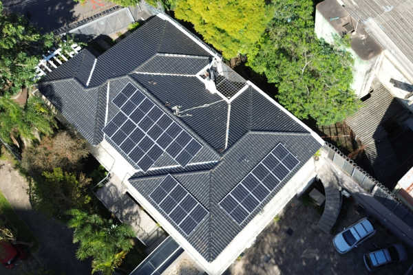 Projeto Comercial com Energia Solar - Renato Fortes